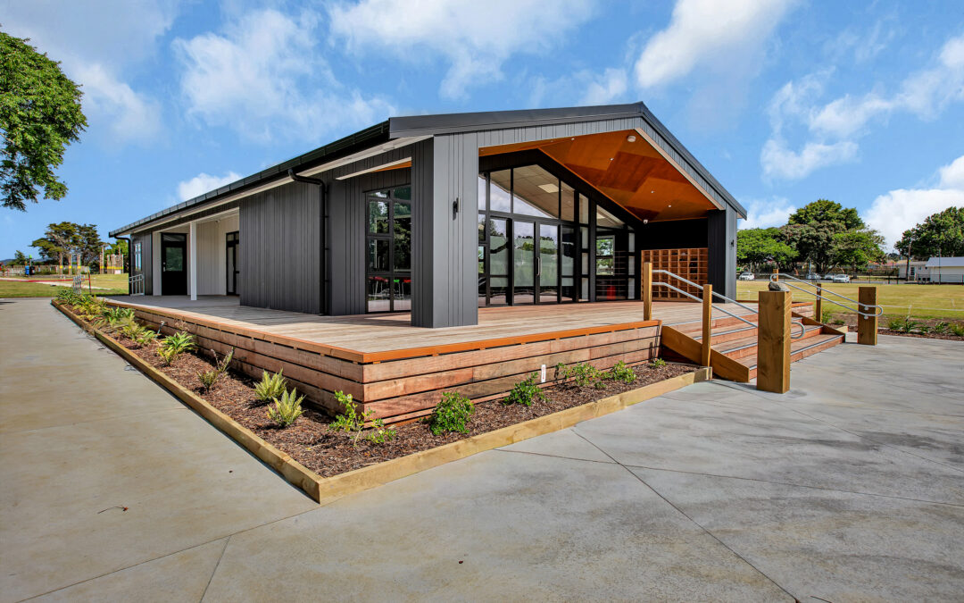 Te Whare Hikingia ngā Reorua